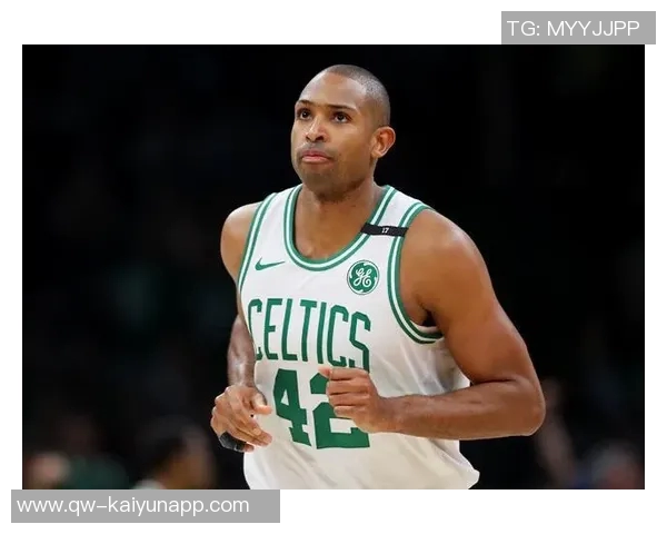 霍福德签署两年1200万美元合同含15交易保证金细节分析 霍福德签署两年1200万美元合同含15交易保证金细节分析