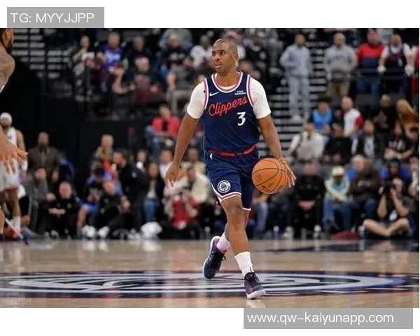 快船教练组对保罗发出警告强调尊重权威与团队和谐的重要性 快船教练组对保罗发出警告强调尊重权威与团队和谐的重要性