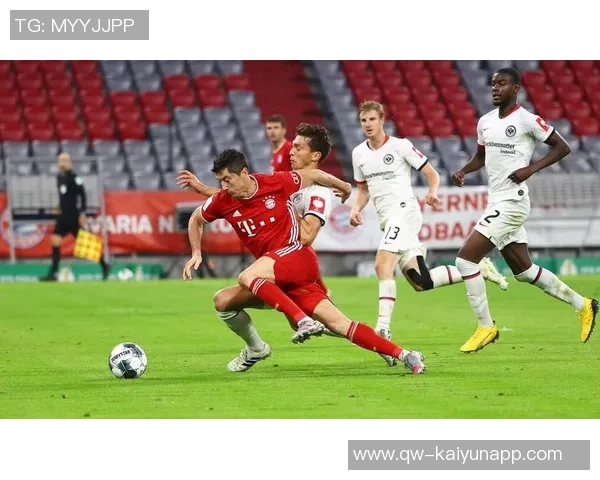 拜仁客战法兰克福海报发布奥利塞带球冲锋全力争胜