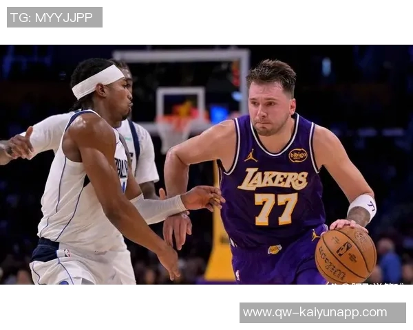 海斯称赞东契奇传球能力与老詹联手将形成强大牵制力