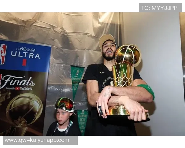 10月29日NBA最佳球员评选结果揭晓精彩瞬间回顾与分析