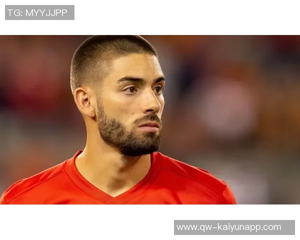 米兰今日训练动态恩昆库与奇克进行单独训练埃斯图皮尼安正在接受治疗