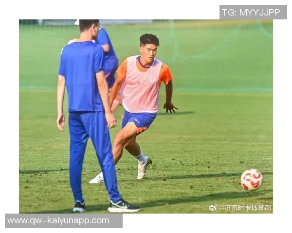 山东泰山B队彭啸荣膺本赛季中乙联赛最佳青年球员称号